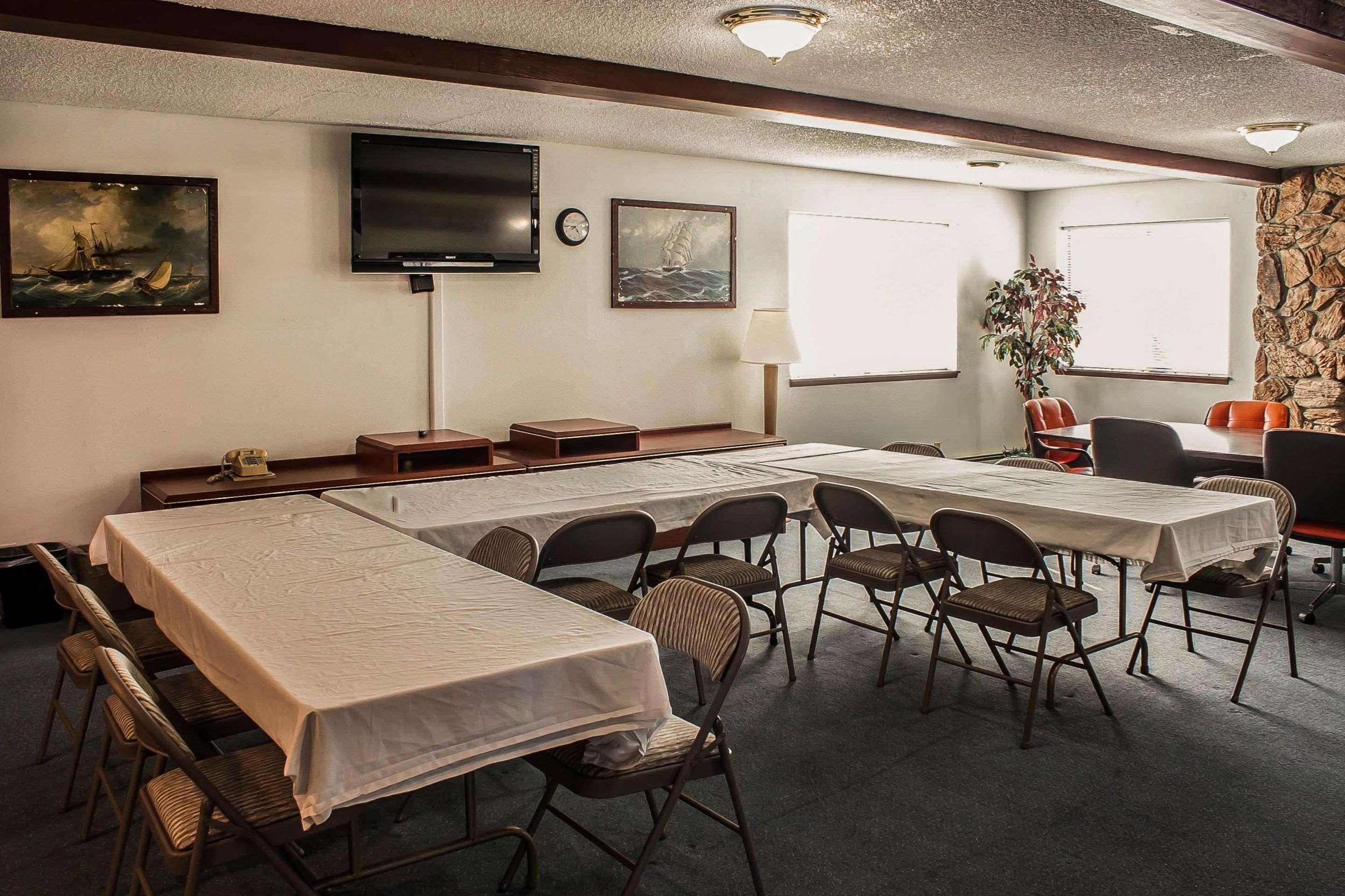 Econo Lodge Inn & Suites Hoquiam Eksteriør bilde