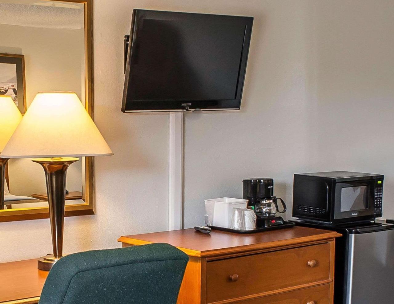 Econo Lodge Inn & Suites Hoquiam Eksteriør bilde